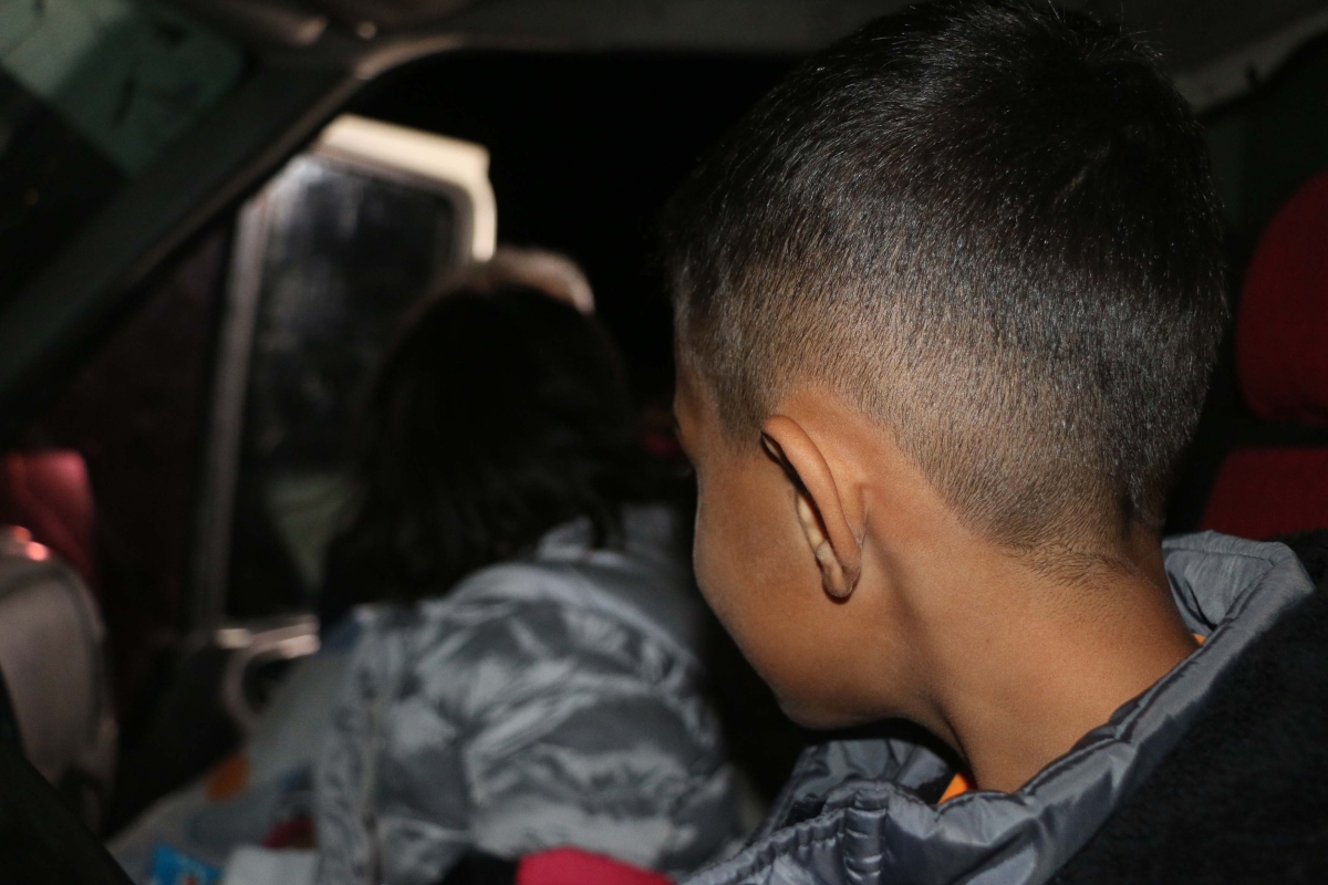 Başkan Kılınç, Konteyner kentte kapı kapı gezerek vatandaşları dinledi