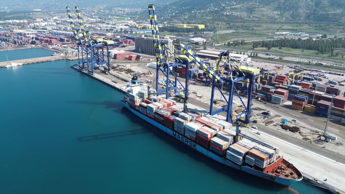 İskenderun Limanı'nın bir rıhtımı daha gemi trafiğine açıldı