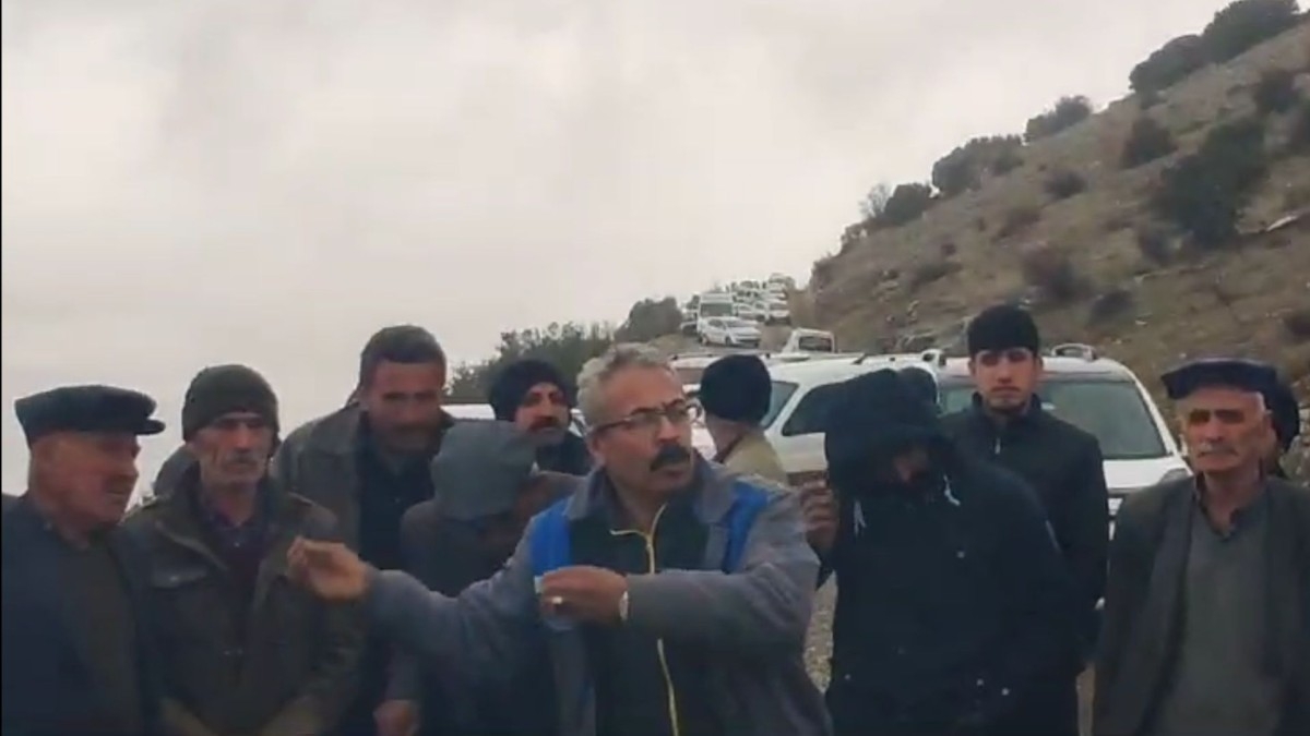 Ragıp Aras'tan yetkililere acil çağrı: Koru Köyü tehdit altında  - Videolu Haber