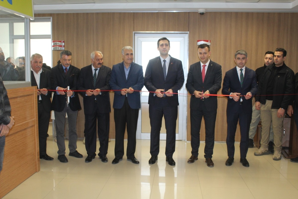 Kahta Adalet Sarayı’nda ilk defa PTT şubesi açıldı