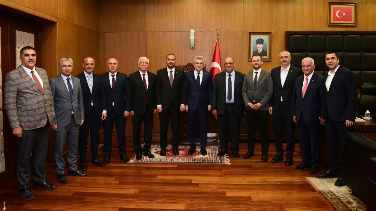 Başkan Görgel, İlçe Belediye Başkanlarıyla bir araya geldi