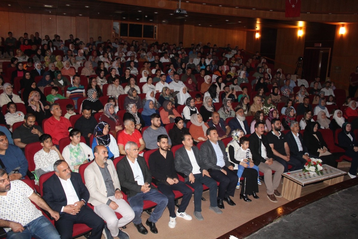 Hz. Ömer'in Adaleti ve Hoşgörüsü Kahta'da sahnelendi
