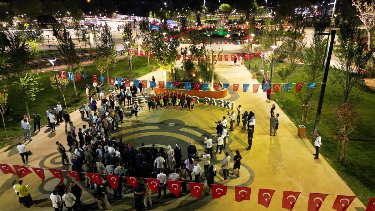 8. Hemşehi Dernekleri Festivali başladı