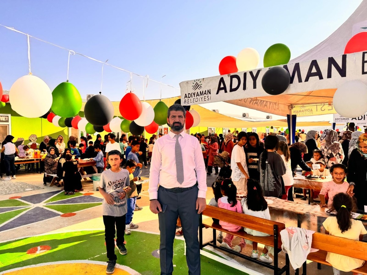 Adıyamanlı miniklerden davet: 'Bu öğlen yemekler K2B konteyner kentte yenilsin'  - Videolu Haber
