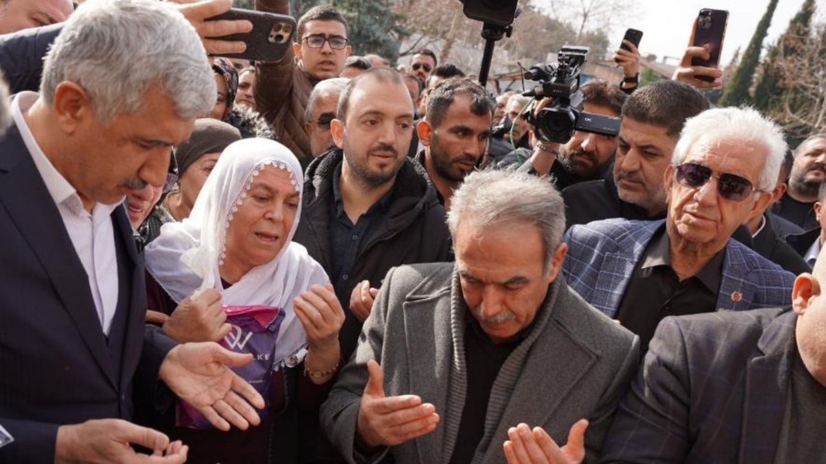 Kahtalı Mıçe'nin cenaze töreninde, 'Kahta Belediyesi’nden 5 Bin Kişilik Yemek ve Çorba İkramı'