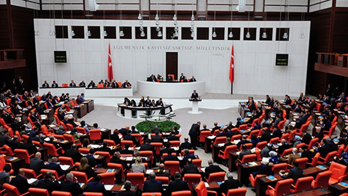 200’ü aşkın eski bakan ve vekilden ortak bildiri: ‘Katillerle ortaklaşan bir süreç kara leke olur’