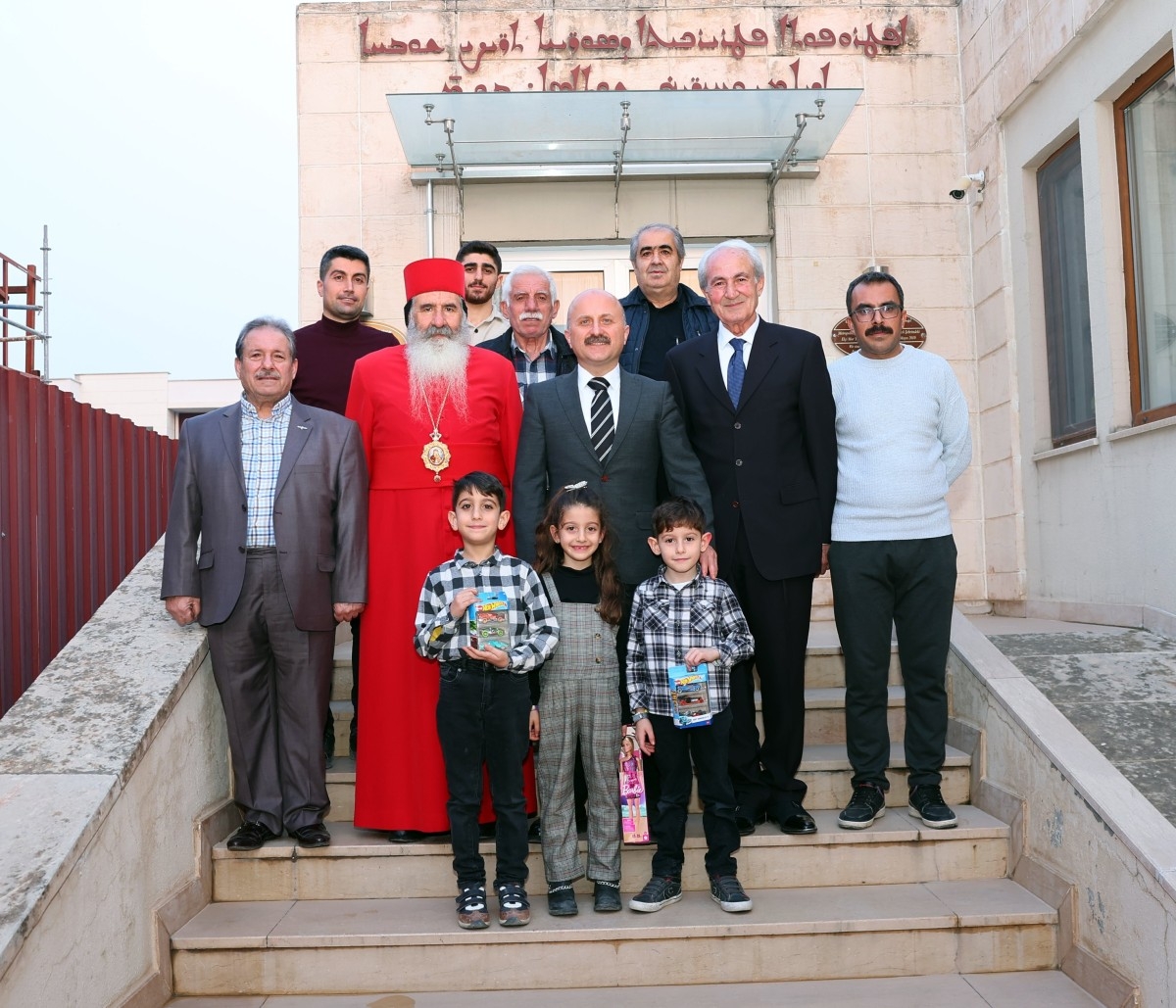 Adıyaman Valisi Osman Varol Noel Bayramı dolayısıyla Süryani Kadim Metropolitliğine Ziyarette Bulundu