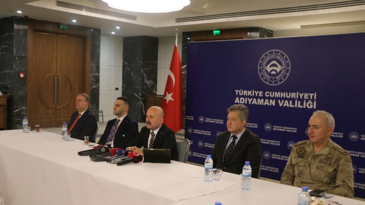 Vali Varol duyurdu: ‘İndere’deki deprem konutları, 500 bin sosyal konut kapsamında değerlendirilecek’  - Videolu Haber