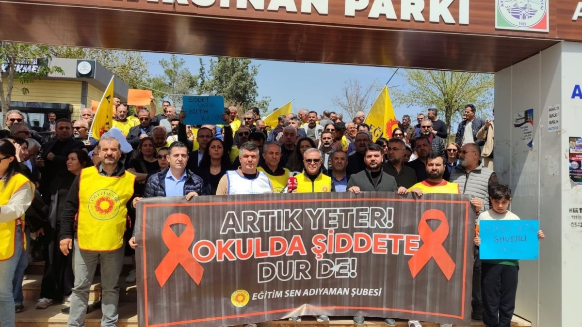 Eğitim-Sen Adıyaman Şubesi’nden Siverek’teki saldırıya tepki: ‘Şiddet toplumsal eşitsizliklerden beslenmektedir’  - Videolu Haber