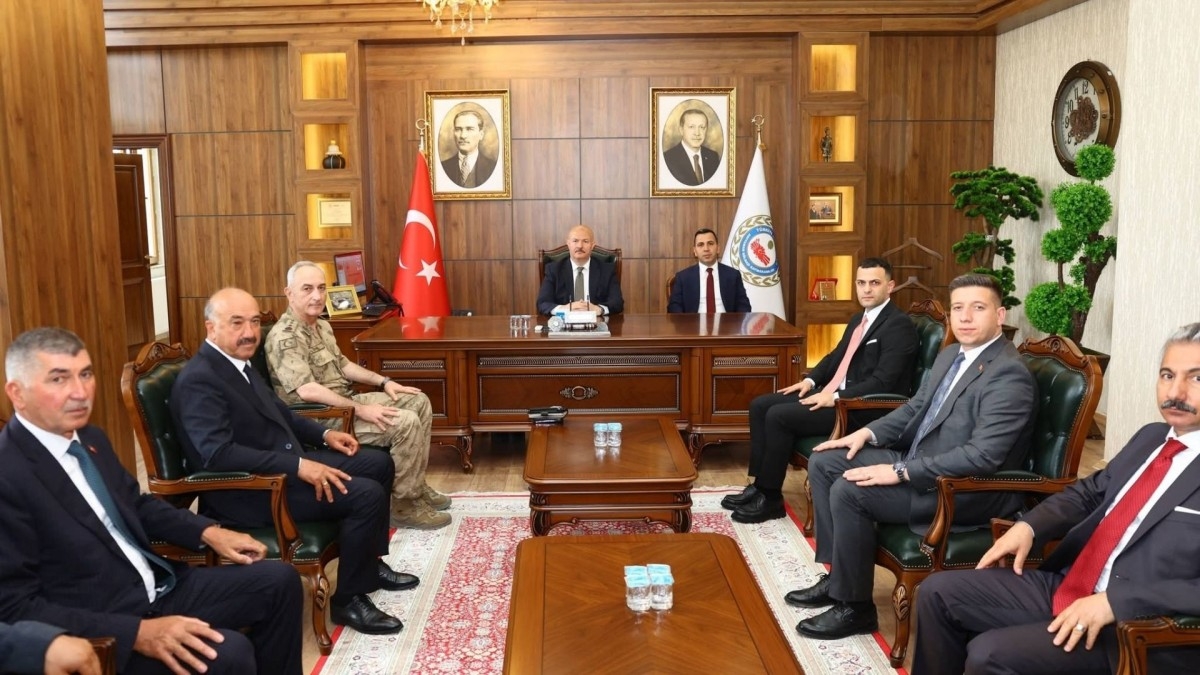Vali Abdullah Küçük Gölbaşı Kaymakamlığı’nı ziyaret etti