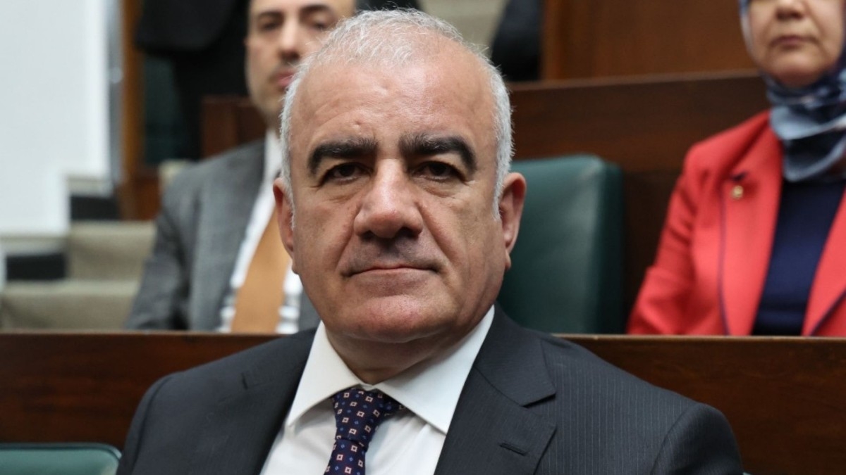 Milletvekili Hüseyin Özhan’dan Kadir İnanır için taziye mesajı