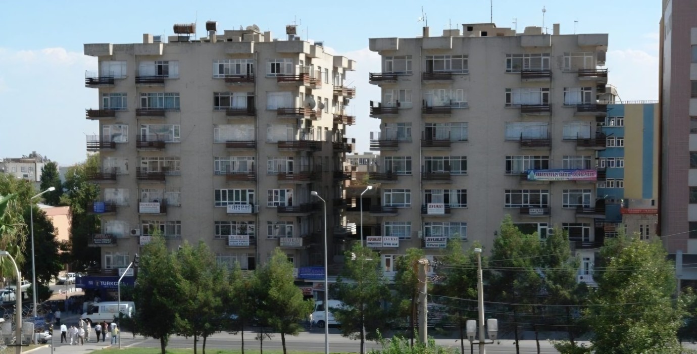 56 Evler Mahallesi Sakinleri, Bakan Murat Kurum’un Talimatını Bekliyor