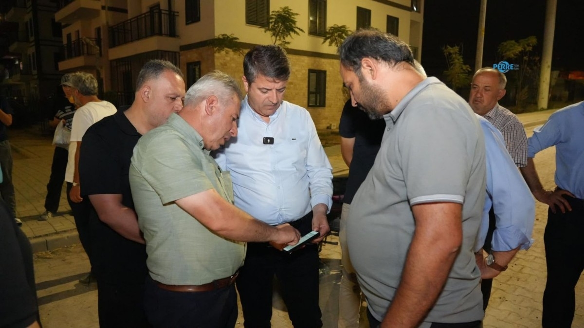 Başkan Tutdere gece gündüz sahada: Mara ve Musalla’da asfalt seferberliği  - Videolu Haber