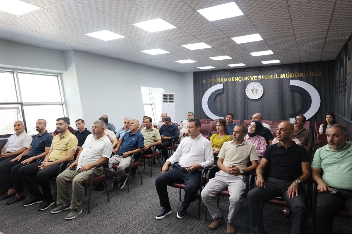 Adıyaman’da kurum müdürlerine ‘Davranış Yönetimi ve Protokol’ Eğitimi