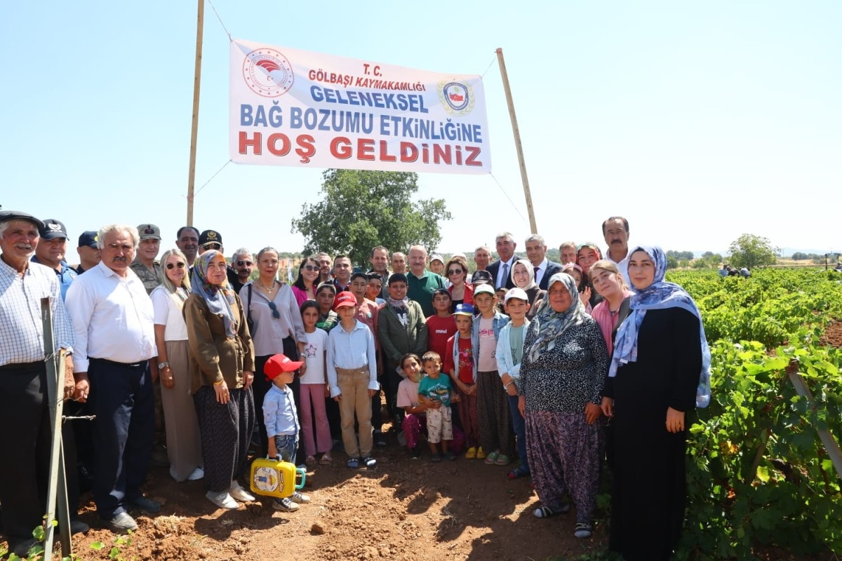 Gölbaşı’nda Bağ Bozumu şenlikleri başladı