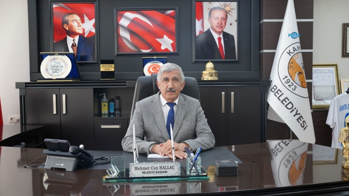 Hallaç: Şehitlerimiz ve gazilerimiz milletimizin gurur ve onur abideleridir