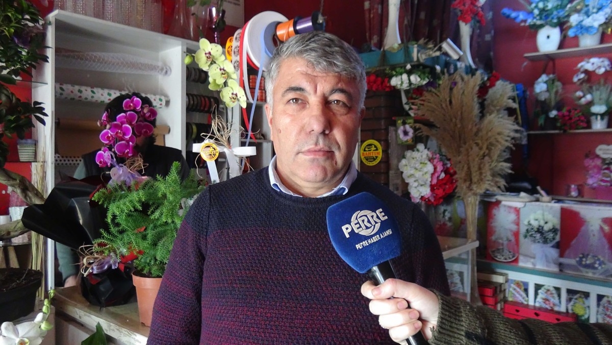 Duran: Çiçek sevgi ve mutluluk getirir  - Videolu Haber