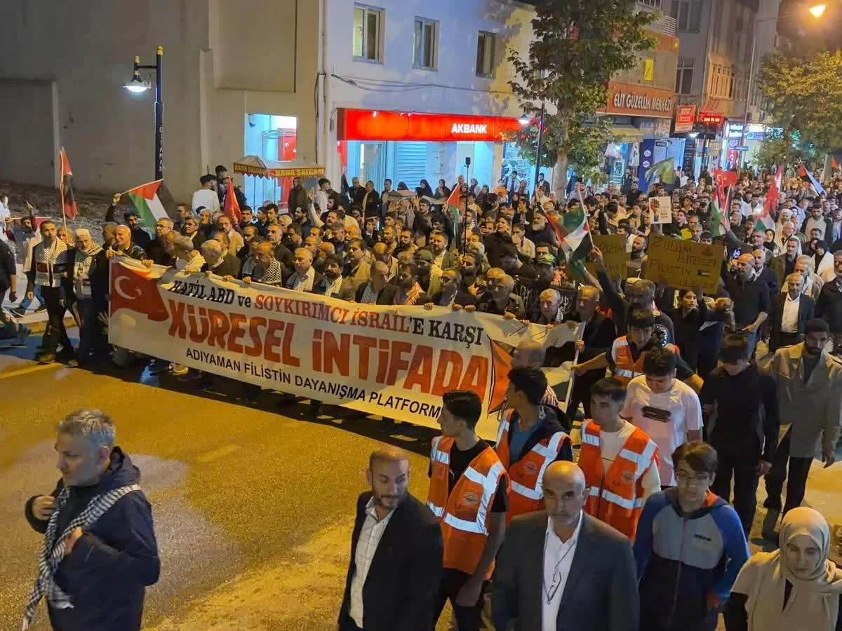 Adıyaman’da Aksa Tufanı’nın 3. yılı yürüyüşü: ‘Mekke İttifakı’nın göbeğine Gazze’yi koyalım’