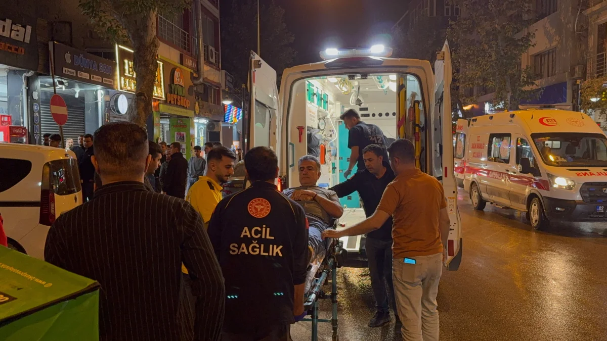 Adıyaman’da bıçaklı kavga: 2 yaralı, 2 gözaltı​‌