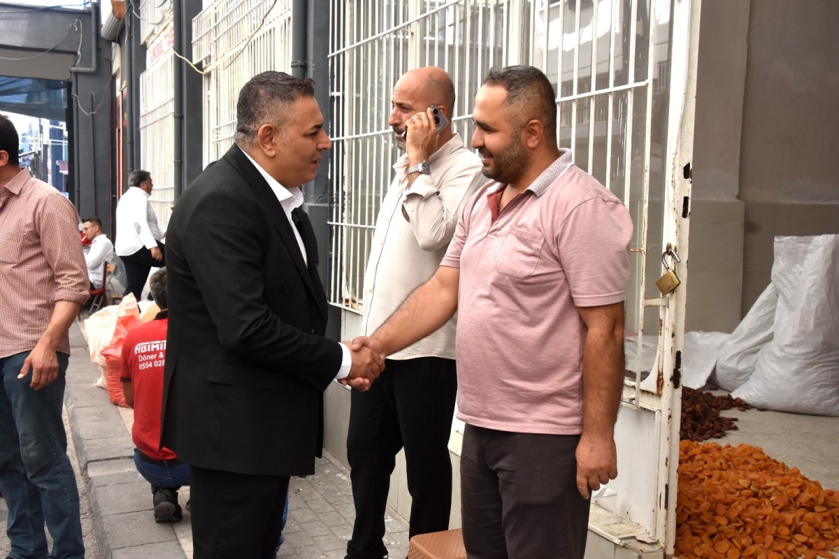Başkan Sadıkoğlu: Kayısıda herkes kazanmalı